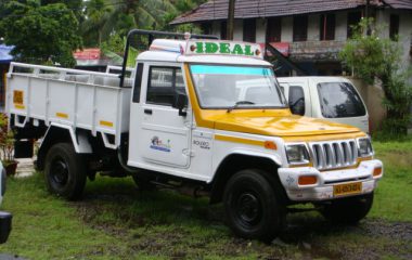 Used Heavy Vehicle MAHINDRA BOLERO PICK UP- white